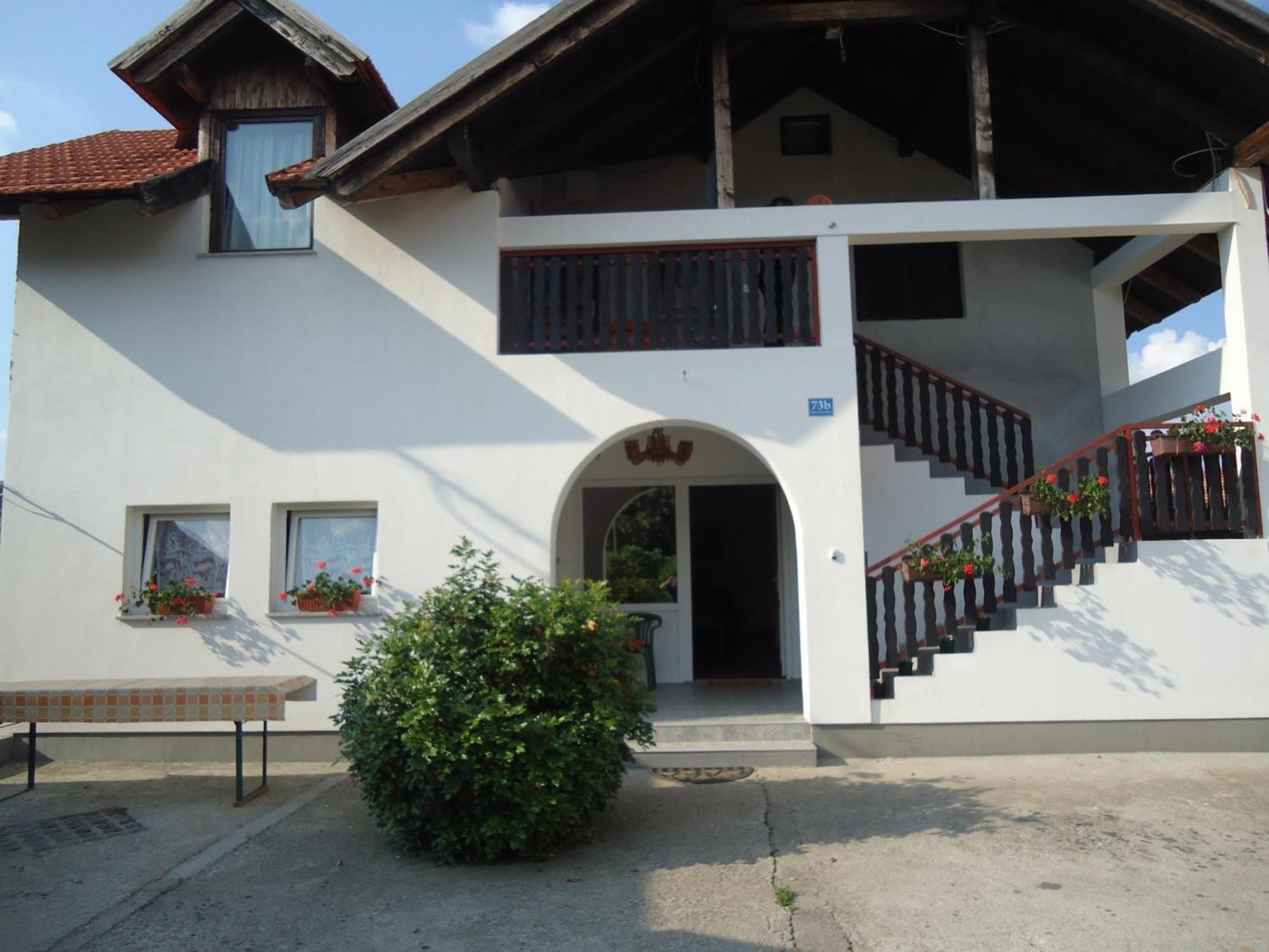 House Ilija Hodak Селиште-Дрежничко Номер фото