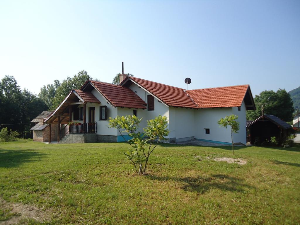 House Ilija Hodak Селиште-Дрежничко Экстерьер фото